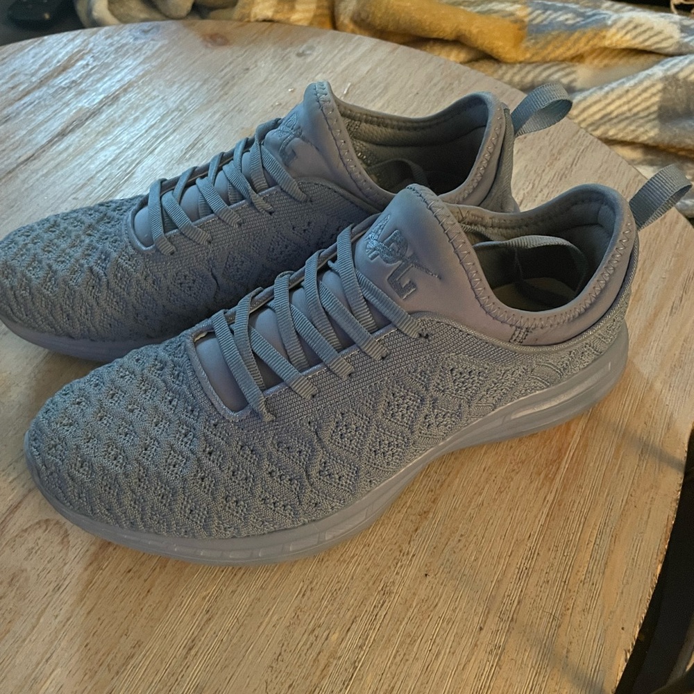 Blue APLs Techloom Phantoms